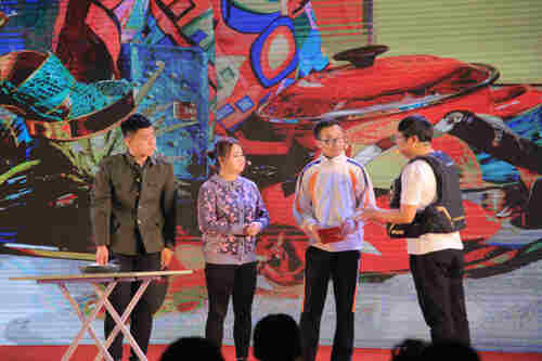 乾港集團(tuán) 乾港集團(tuán)