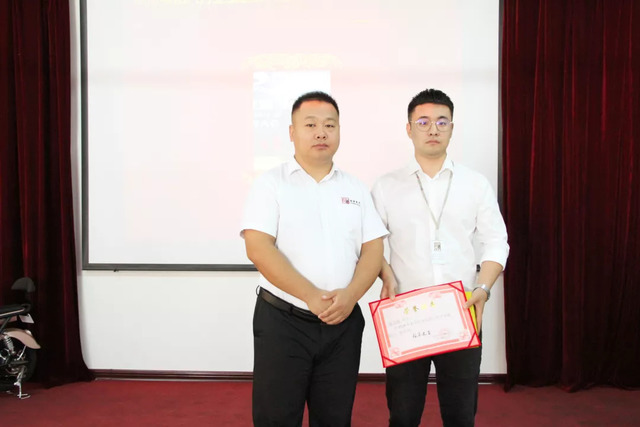 金牌市場顧問 金牌市場顧問